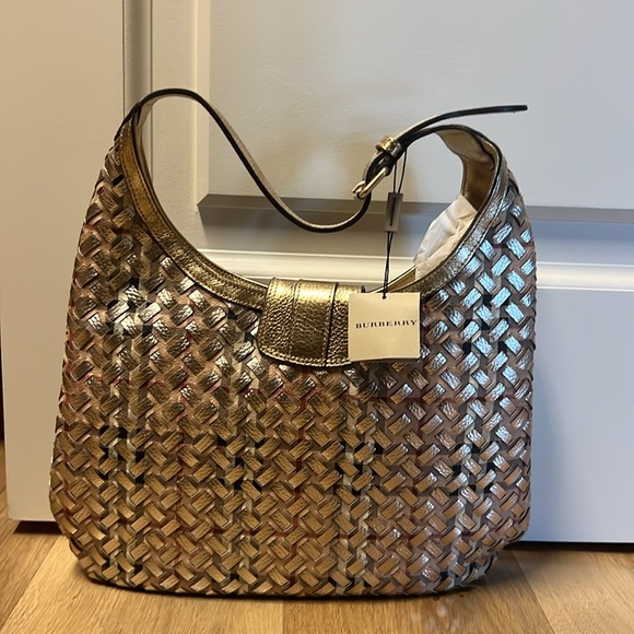 New with tags Burberry shoulder bag - Picture 2 of 4